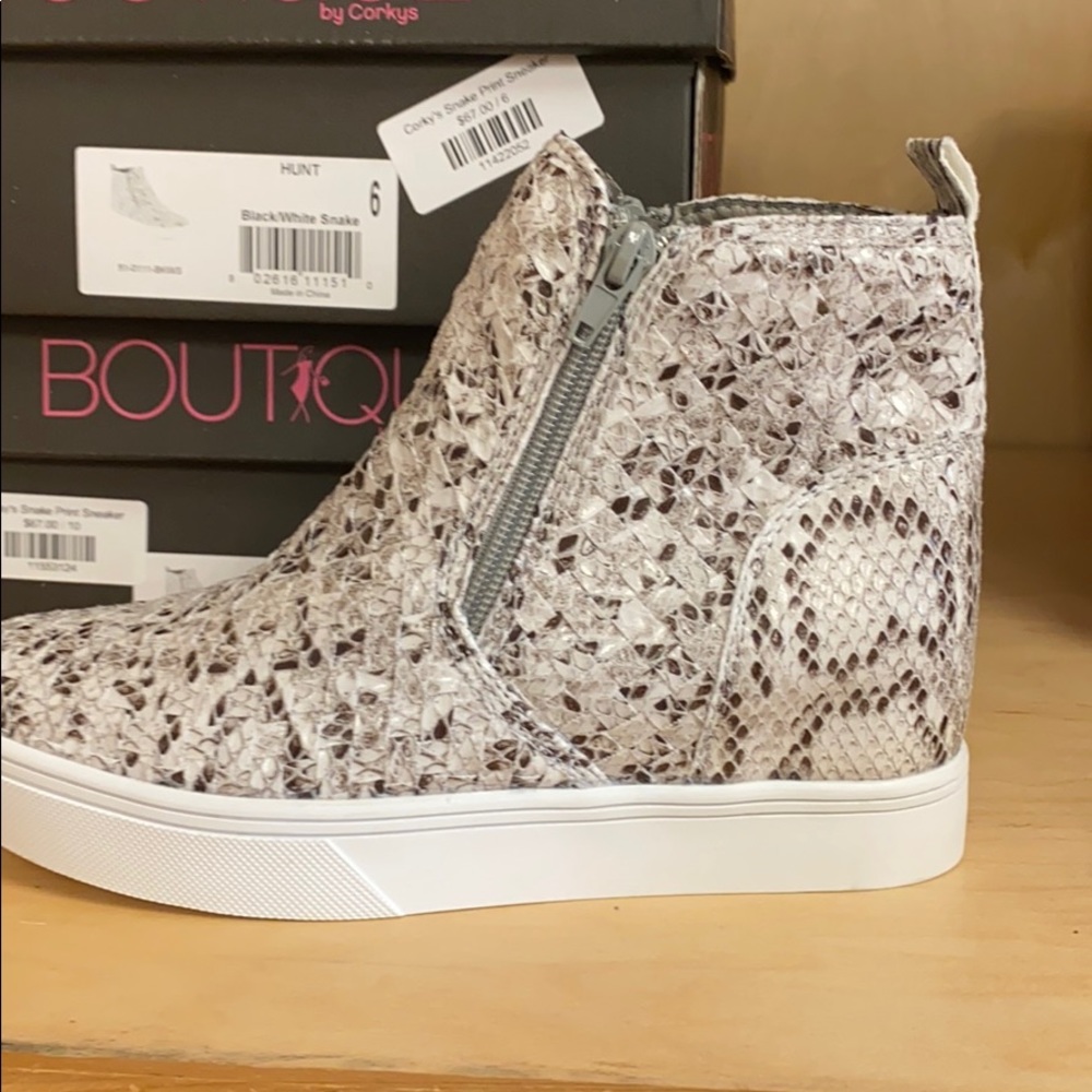 Corkys Hunt Snake Sneaker
